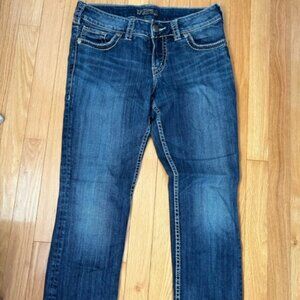 Silver Jeans (Suki Capri) Size 28, Blue